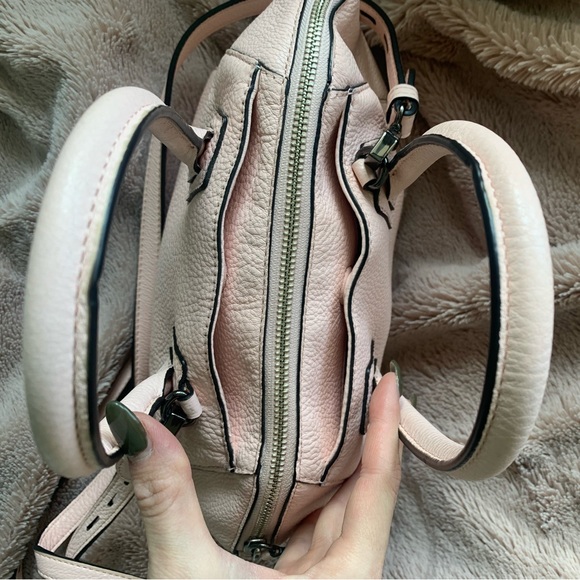 NEW REBECCA MINKOFF crossbody tote in baby pink pebbled leather. - Picture 2 of 5
